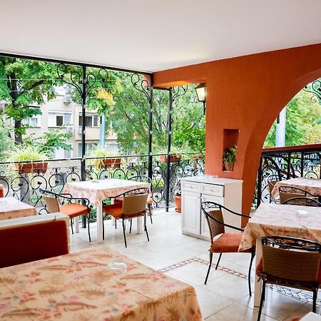 Globus Hotel Plovdiv Luaran gambar
