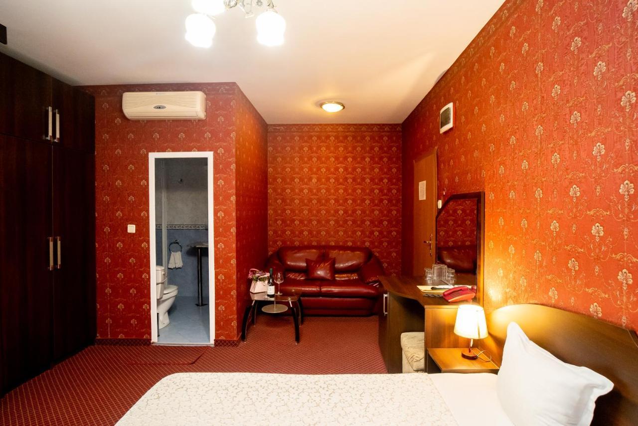Globus Hotel Plovdiv Luaran gambar