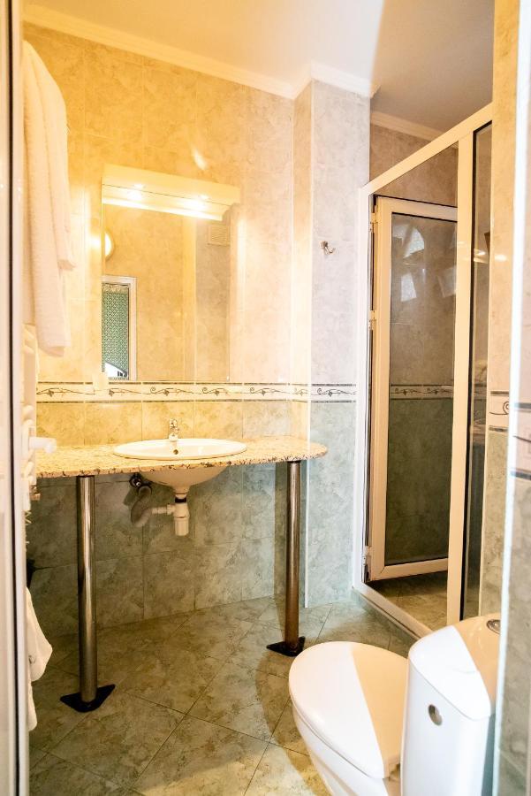 Globus Hotel Plovdiv Luaran gambar