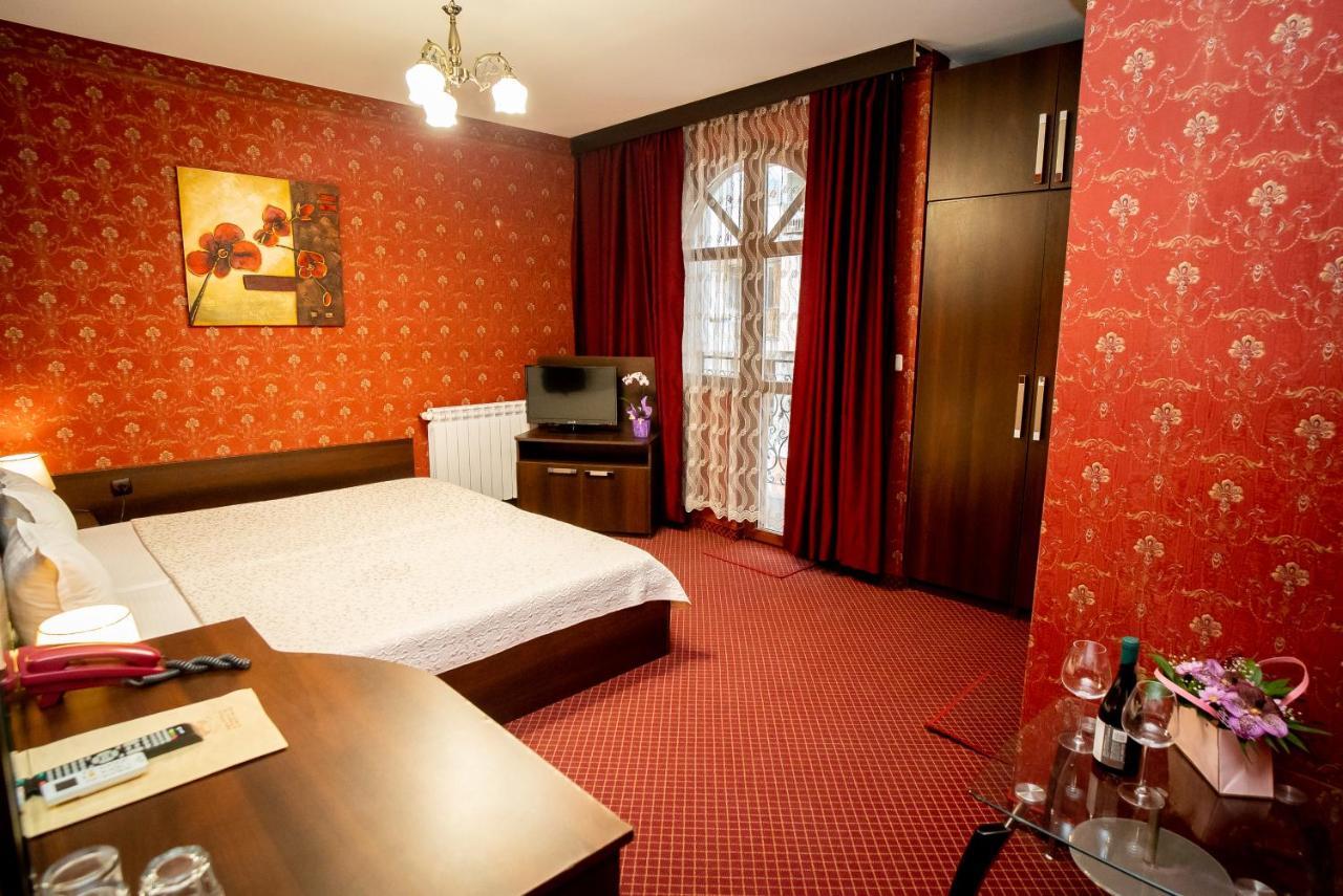 Globus Hotel Plovdiv Luaran gambar