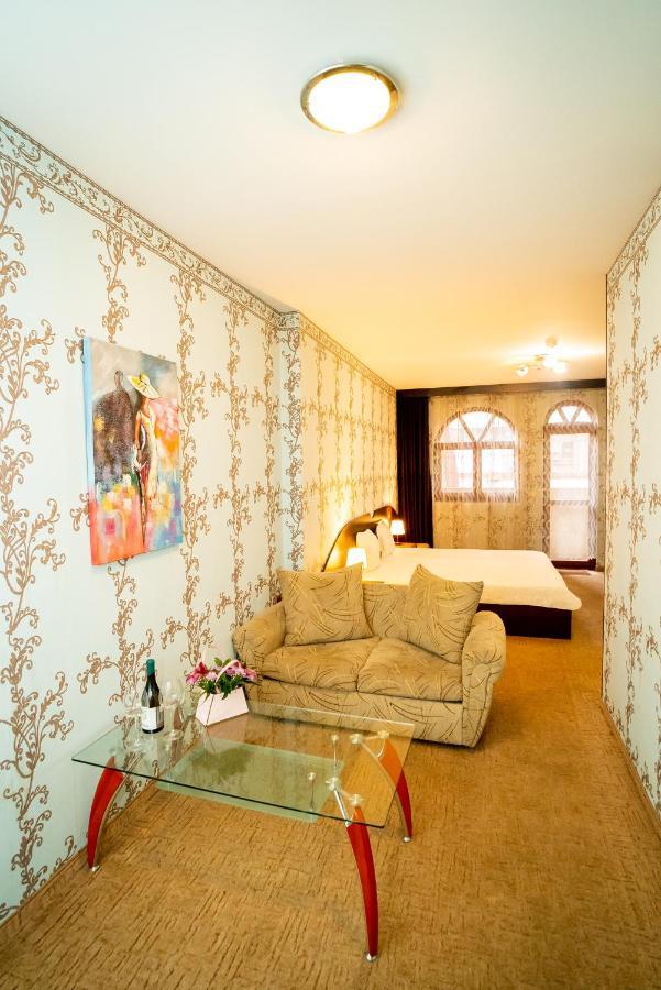 Globus Hotel Plovdiv Luaran gambar